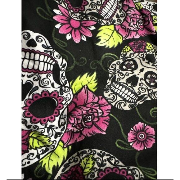 NoBo Sugar Skull High Rise Halloween Ankle Sueded Soft Leggings Medium 7-9 New - Picture 3 of 4